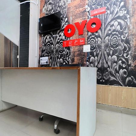 Oyo Hotel Aryan Plaza Chandigarh Exterior photo
