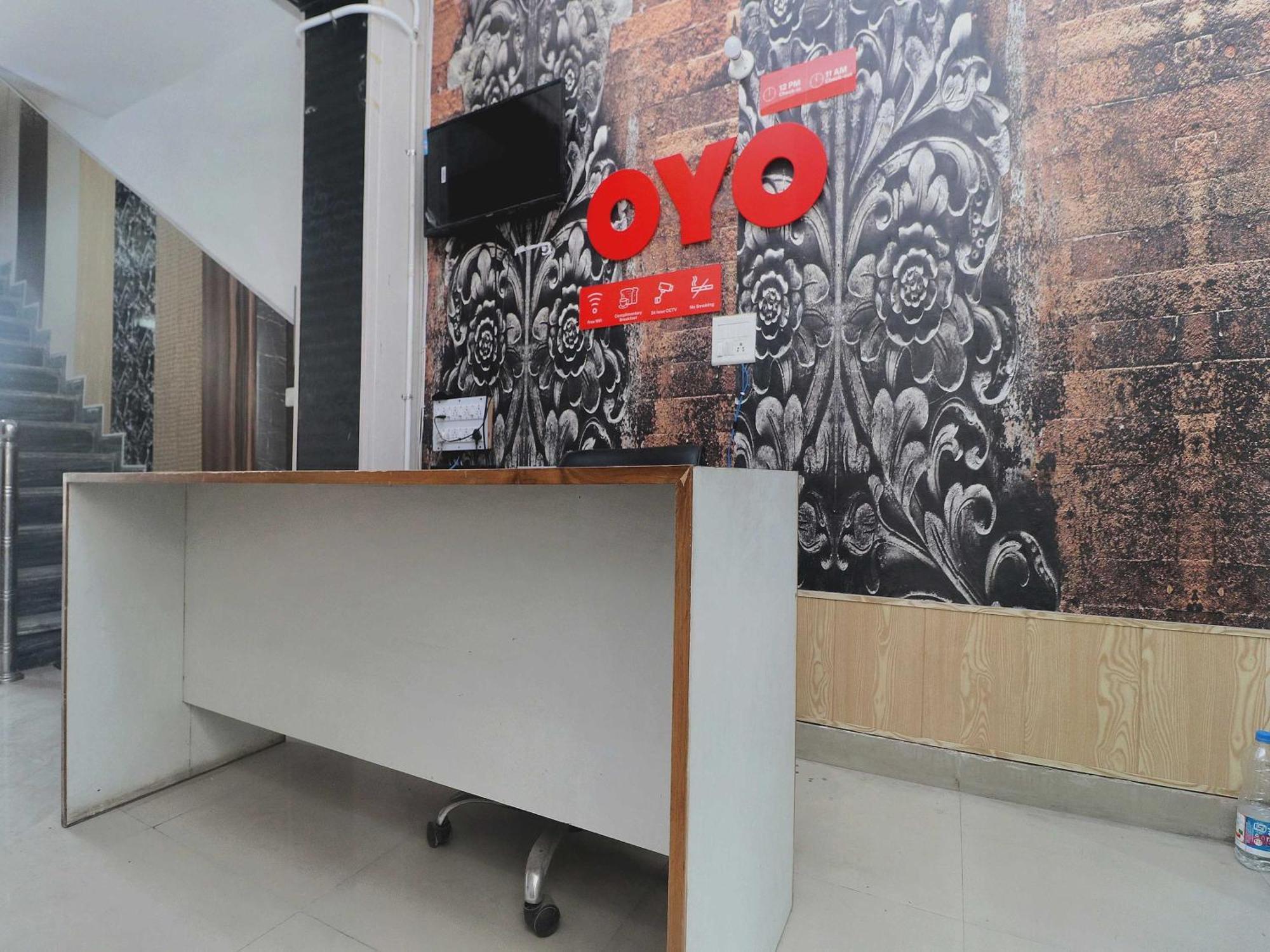 Oyo Hotel Aryan Plaza Chandigarh Exterior photo