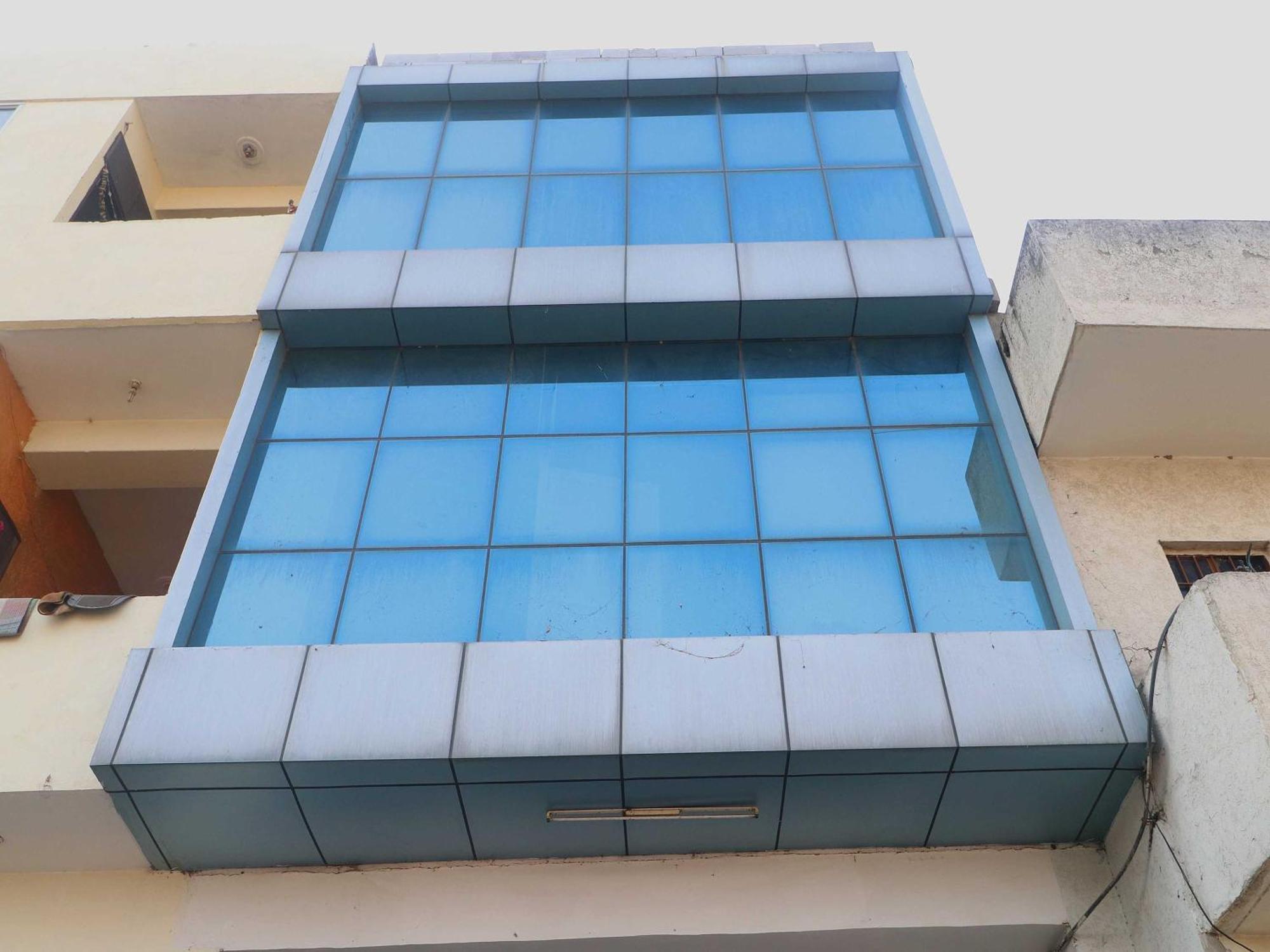 Oyo Hotel Aryan Plaza Chandigarh Exterior photo