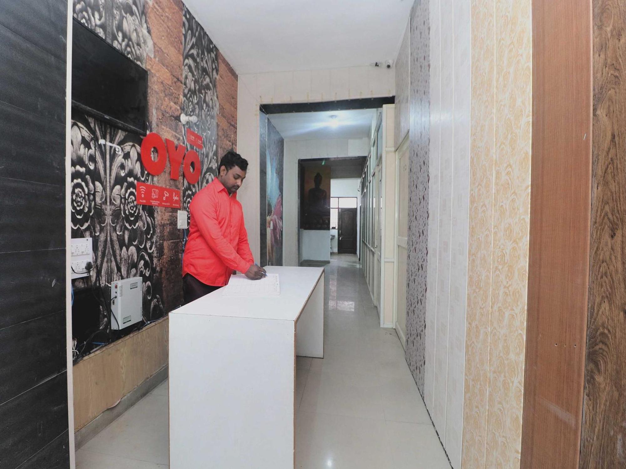 Oyo Hotel Aryan Plaza Chandigarh Exterior photo
